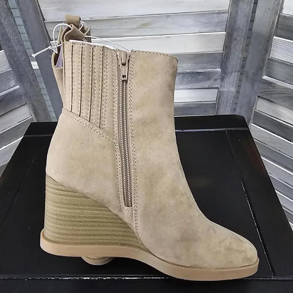 Women's Cypress Winter Boots | Universal Thread | 6